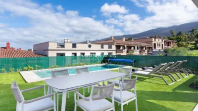 Semi-detached house in La Quinta photo 14