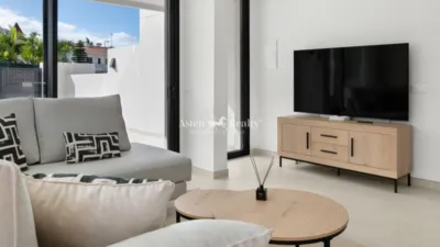 Semi-detached house in La Quinta photo 9