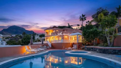 Villa in Costa Adeje