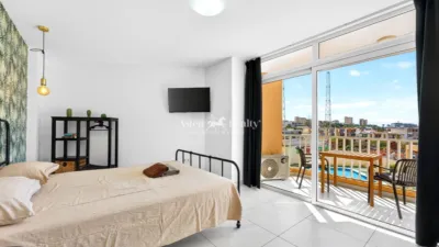Apartment on Avenida del Arquitecto Gómez Cuesta photo 8