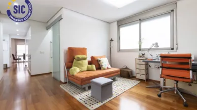Apartment on Pedro Aleixandre Street photo 8