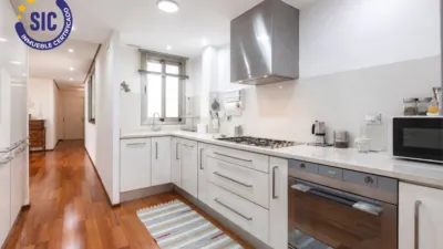 Apartment on Pedro Aleixandre Street photo 10
