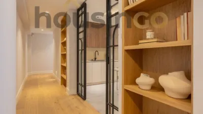Apartment in Salamanca District photo 14