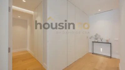 Apartment in Salamanca District photo 23
