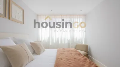 Apartment in Salamanca District photo 32