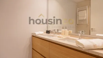 Apartment in Salamanca District photo 37