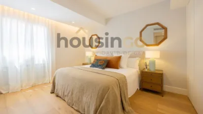 Apartment in Salamanca District photo 43