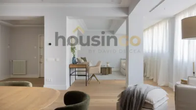Apartment in Salamanca District photo 48