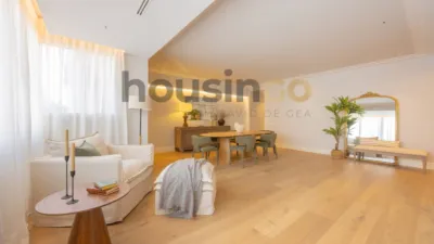 Apartment in Salamanca District photo 8