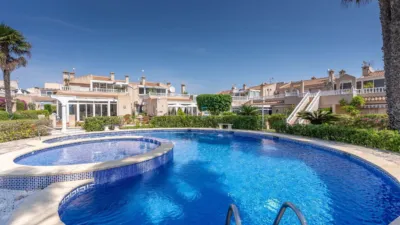 Piso en Playa Flamenca photo 22
