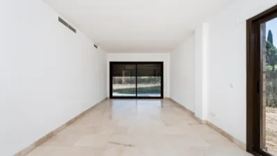Apartment at Calle del Valle del Roncal, 16 photo 3