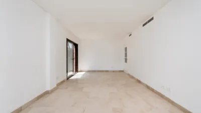 Apartment at Calle del Valle del Roncal, 16 photo 5