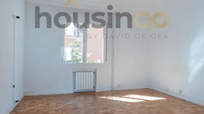 Apartment in Salamanca District photo 27