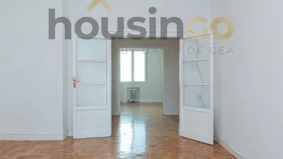 Apartment in Salamanca District photo 28