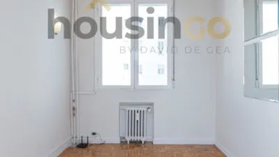 Apartment in Salamanca District photo 29