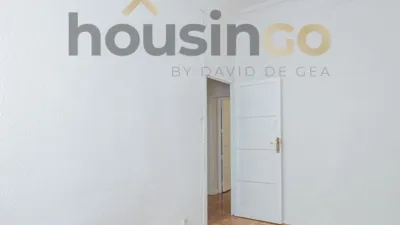 Apartment in Salamanca District photo 34
