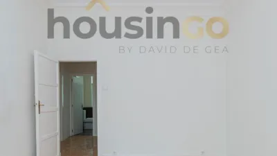 Apartment in Salamanca District photo 36
