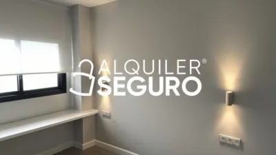 Piso en alquiler en Arco Norte - Avda. España, Entrenúcleos (Dos Hermanas) de 940 €<span>/mes</span>