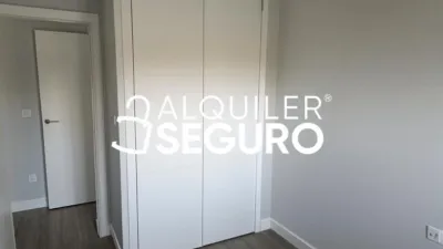Piso en alquiler en Arco Norte - Avda. España, Entrenúcleos (Dos Hermanas) de 940 €<span>/mes</span>