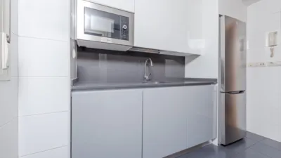 Apartment in Alameda de Osuna photo 11