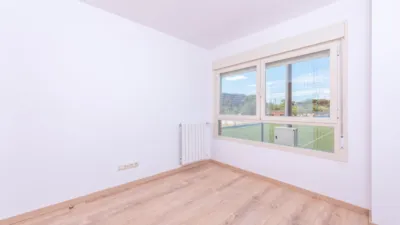 Apartment in Alameda de Osuna photo 2