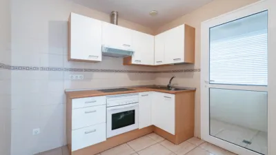 Piso en alquiler en Calle Gral Gutierrez Mellado, Tamaraceite-San Lorenzo-Casa Ayala (Las Palmas de Gran Canaria) de 915 €<span>/mes</span>