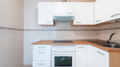 Piso en alquiler en Calle Gral Gutierrez Mellado, Tamaraceite-San Lorenzo-Casa Ayala (Las Palmas de Gran Canaria) de 915 €<span>/mes</span>
