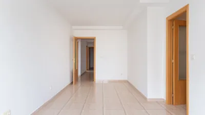 Piso en alquiler en Calle Gral Gutierrez Mellado, Tamaraceite-San Lorenzo-Casa Ayala (Las Palmas de Gran Canaria) de 915 €<span>/mes</span>