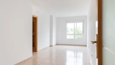 Piso en alquiler en Calle Gral Gutierrez Mellado, Tamaraceite-San Lorenzo-Casa Ayala (Las Palmas de Gran Canaria) de 915 €<span>/mes</span>