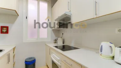 Apartment in Salamanca District photo 9