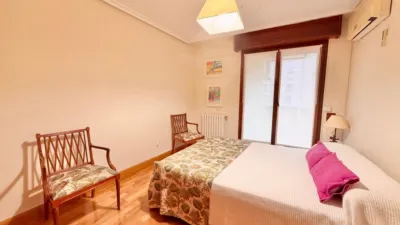 Piso en alquiler en Calle de Miguel Villanueva, Centro (Logroño) de 850 €<span>/mes</span>