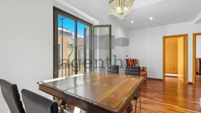 Duplex in Carrer de les Ferreries Velles photo 2