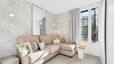 Apartment on Avenida de Rafael Puig Lluvina photo 11