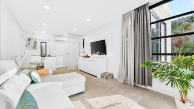Apartment on Avenida de Rafael Puig Lluvina photo 4