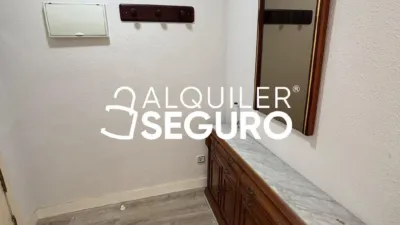 Piso en alquiler en Ciudad Lineal - Imagen 2