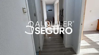 Piso en alquiler en Ciudad Lineal - Imagen 3