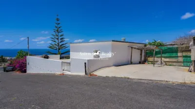 House on TF-2 Highway photo 3