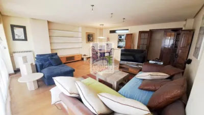 Apartment on Avda. Reyes Catolicos photo 2
