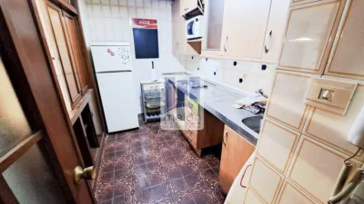 Apartment on Avda. Reyes Catolicos photo 4