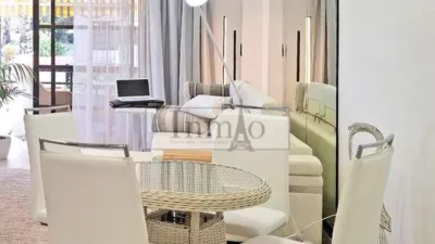 Apartment on Avenida de Rafael Puig Lluvina photo 3