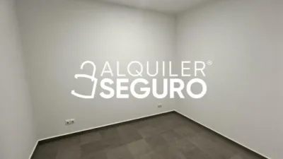 Estudio en alquiler en Puente de Vallecas - Imagen 4