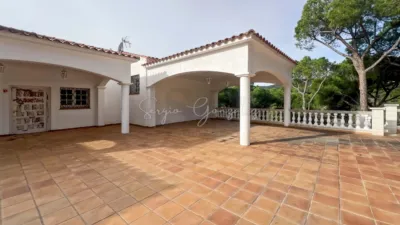 Chalet in Canyelles / Montgoda photo 24