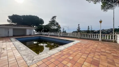 Chalet in Canyelles / Montgoda photo 28