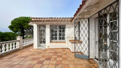 Chalet in Canyelles / Montgoda photo 45