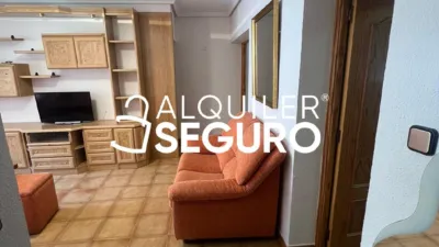 Piso en alquiler en Moratalaz - Imagen 2