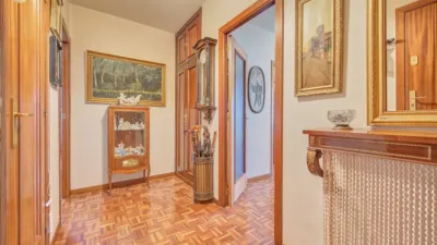 Apartment on Bartolomé de Carranza Street photo 41