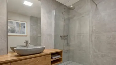 Apartment on Bartolomé de Carranza Street photo 8