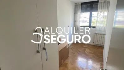Piso en alquiler en Ciudad Lineal - Imagen 7