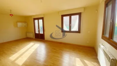 Terraced house for sale in Orcoyen (Navarre). The property is located in a quiet area with excellent transport links. It features its own garden and garage. The ground floor comprises the living room, kitchen, one bedroom, and a shower room, with access from here to the basement. The upper floor includes the master bedroom with an en-suite bathroom, plus two further bedrooms served by a full family bathroom. If you are interested, please request more information without any obligation. photo 13