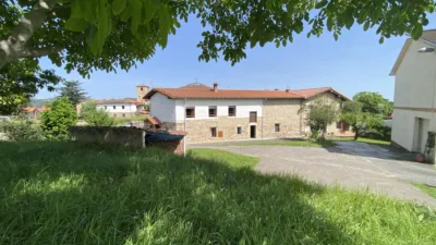 House at Calle Bo Viernoles-Param, No. 395 photo 2
